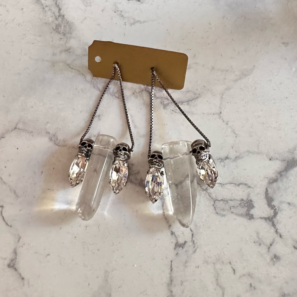 Iosselliani - Earring pair, Crystals, Skull, Gunmetal
